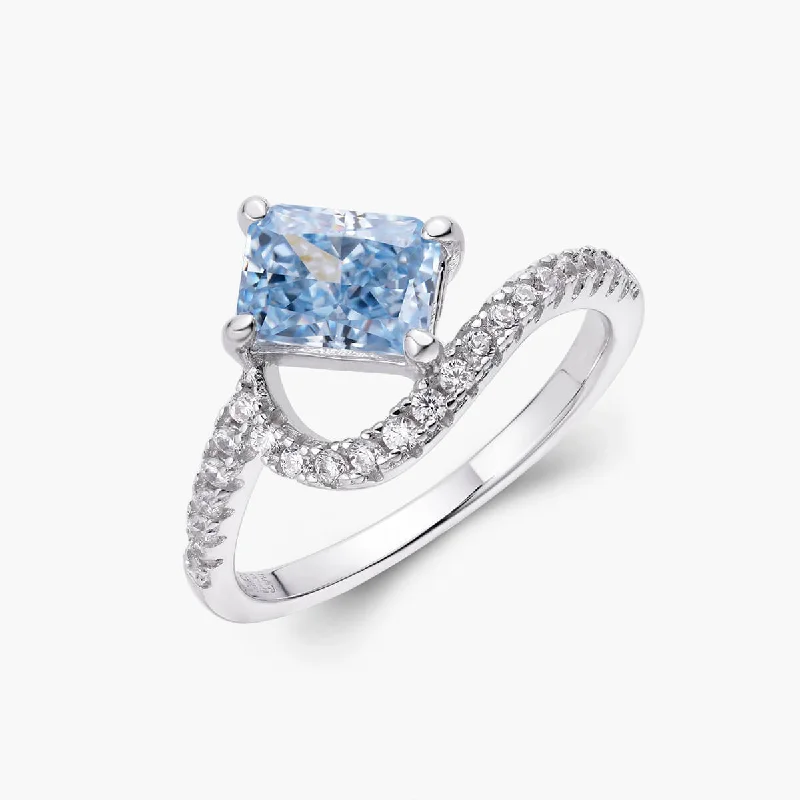 ladies rings with aquamarine-Pavé Vagues Ring